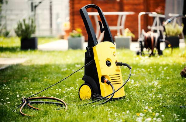 Best Playground Equipment Cleaning  in Olympia Heights, FL